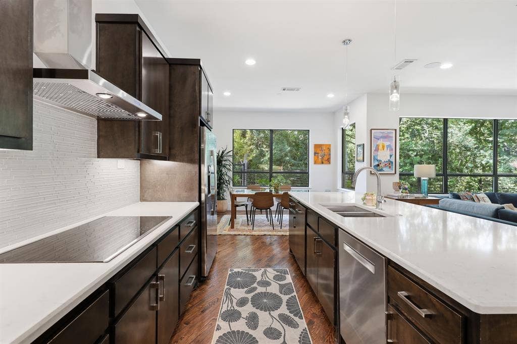 6908 Chantilly Court, Dallas, TX 75214 6908 Chantilly Court, Dallas, TX 75214