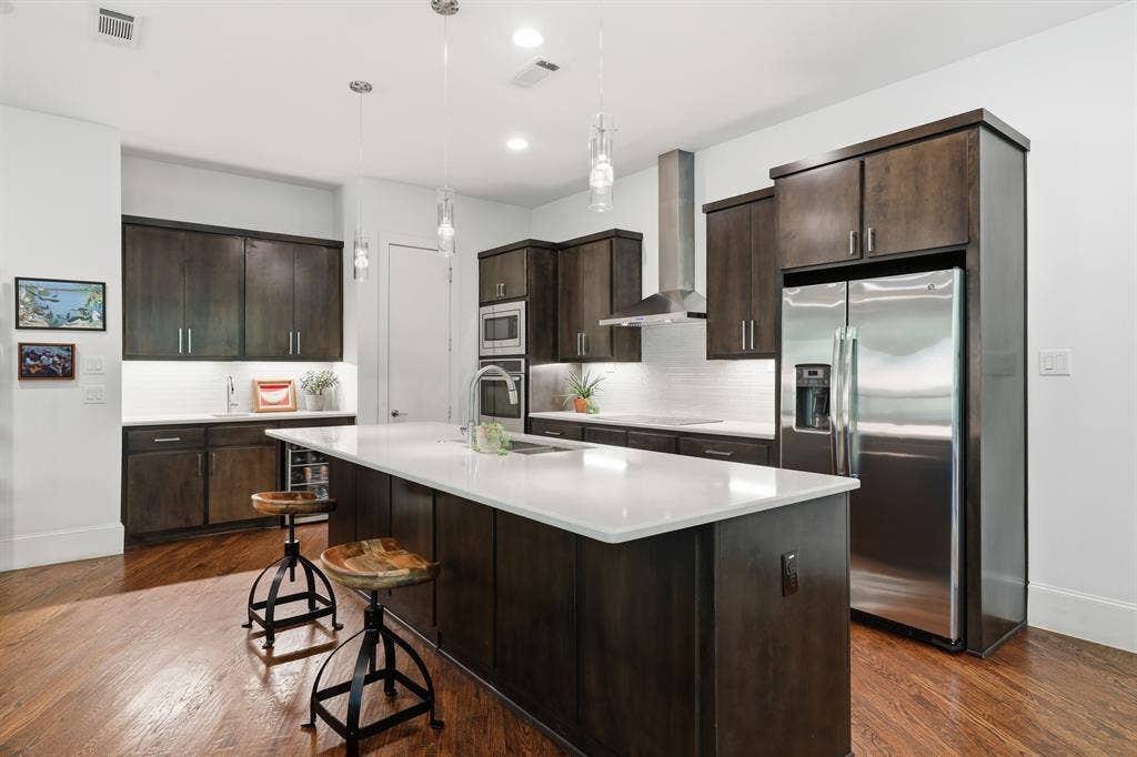 6908 Chantilly Court, Dallas, TX 75214 6908 Chantilly Court, Dallas, TX 75214
