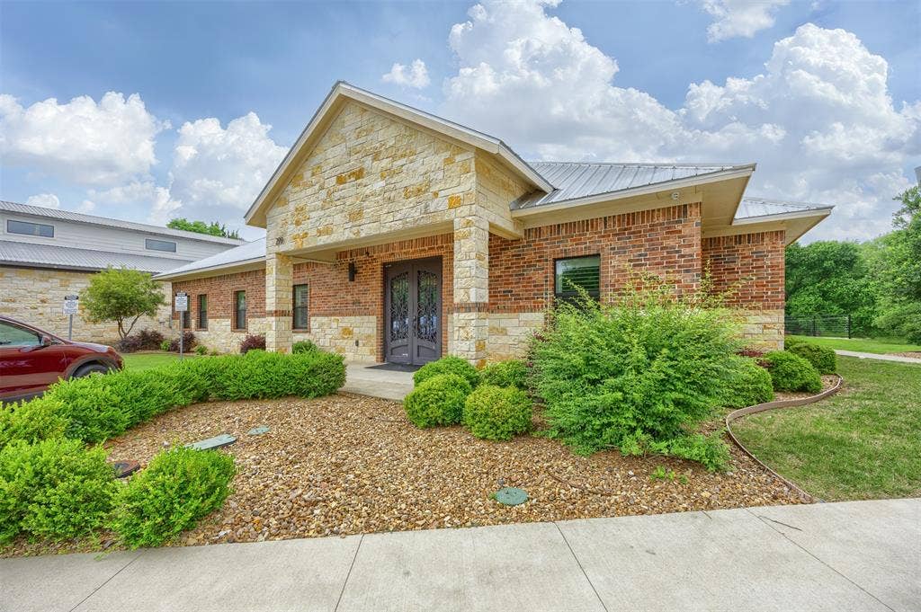 299 Eldorado Parkway, McKinney, TX 75069