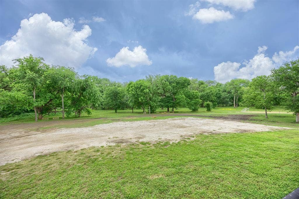 299 Eldorado Parkway, McKinney, TX 75069