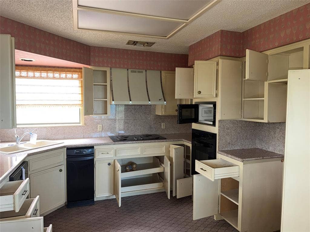 808 Ox Bow, Horseshoe Bay, TX 78657 808 Ox Bow, Horseshoe Bay, TX 78657