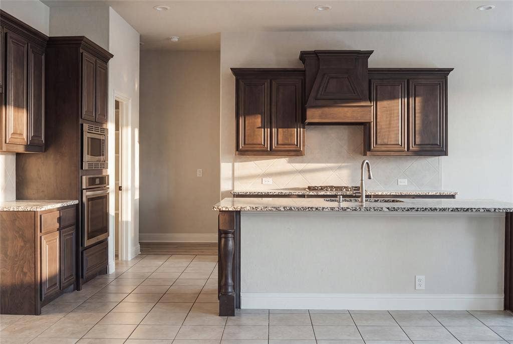 1514 Nighthawk Lane, Mansfield, TX 76063 1514 Nighthawk Lane, Mansfield, TX 76063