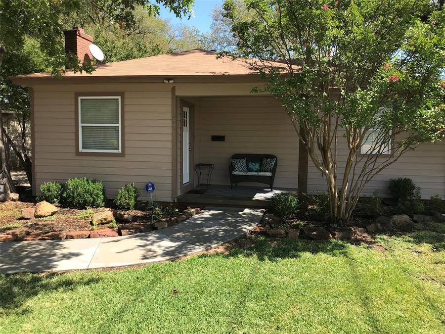 Property photo for 2521 Littlepage Street, Fort Worth, TX