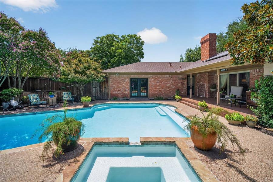 Property photo for 1810 S Crest, Carrollton, TX