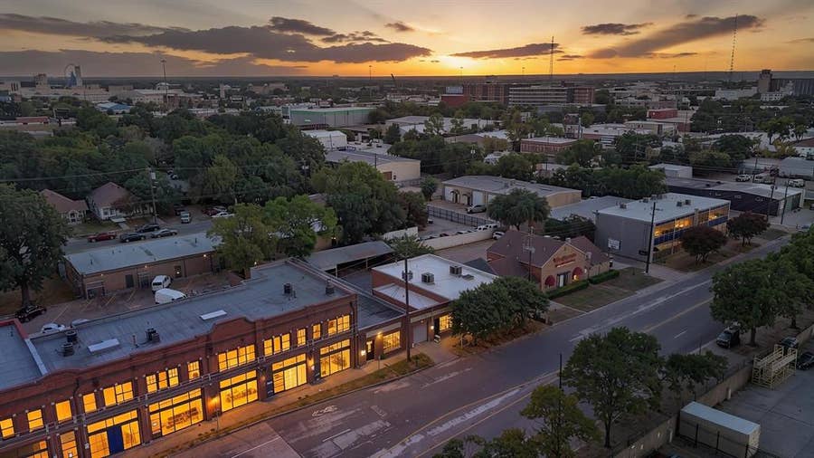 Property photo for 4212 Main Street, Dallas, TX