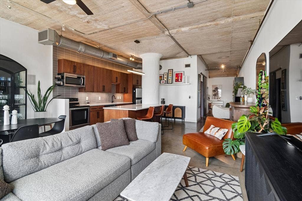 1122 Jackson Street, #709, Dallas, TX 75202 1122 Jackson Street, #709, Dallas, TX 75202