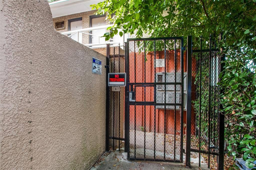 5114 Bryan Street, Dallas, TX 75206 5114 Bryan Street, Dallas, TX 75206