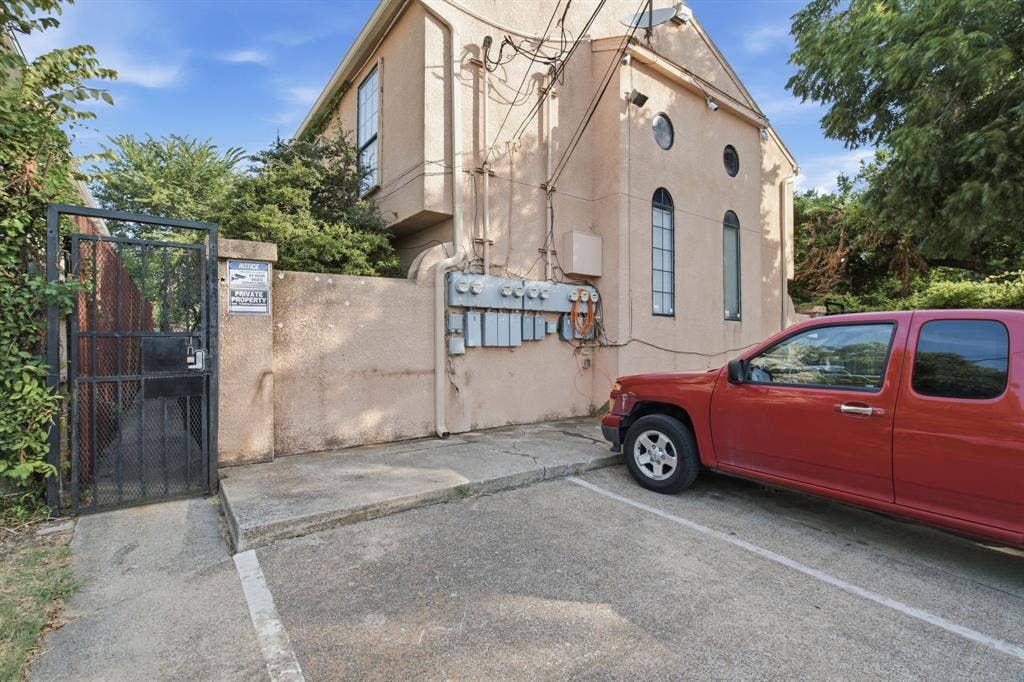 5114 Bryan Street, Dallas, TX 75206 5114 Bryan Street, Dallas, TX 75206