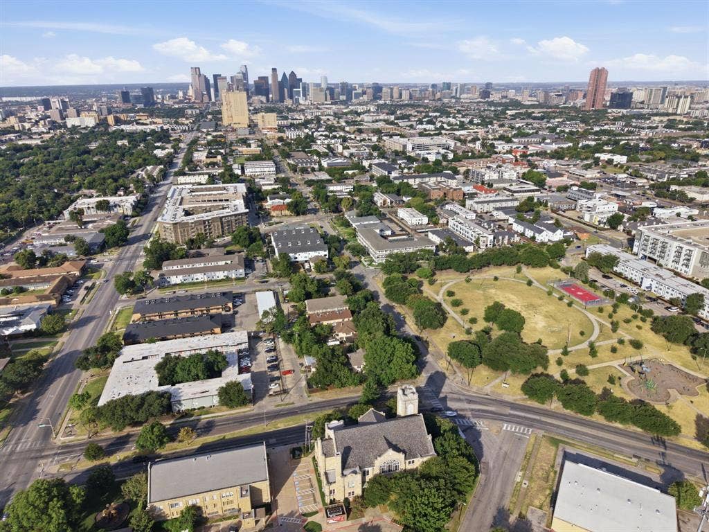 5114 Bryan Street, Dallas, TX 75206 5114 Bryan Street, Dallas, TX 75206