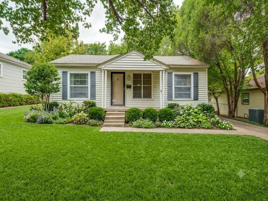 Property photo for 9543 Peninsula Drive, Dallas, TX