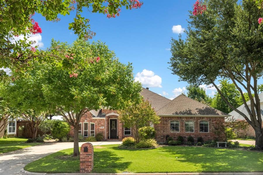 Property photo for 600 Courtney Lane, McKinney, TX