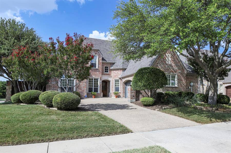 Property photo for 1908 Shiner Drive, Allen, TX