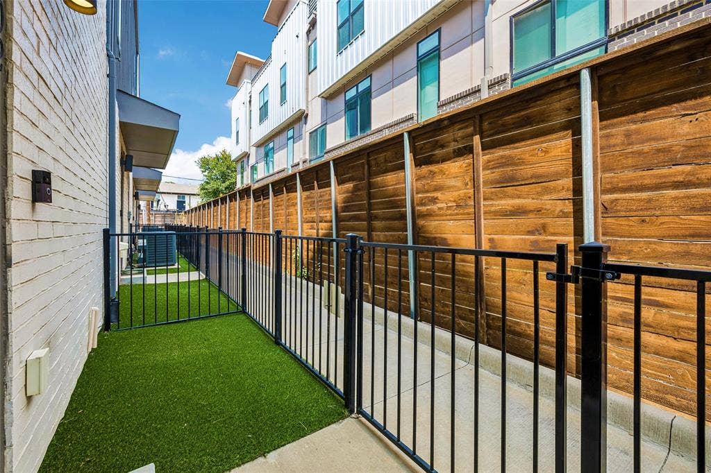 5707 Lindell Avenue, #202, Dallas, TX 75206 5707 Lindell Avenue, #202, Dallas, TX 75206