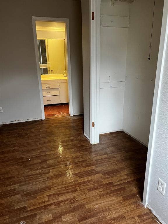 3113 Commonwealth Street, Irving, TX 75062