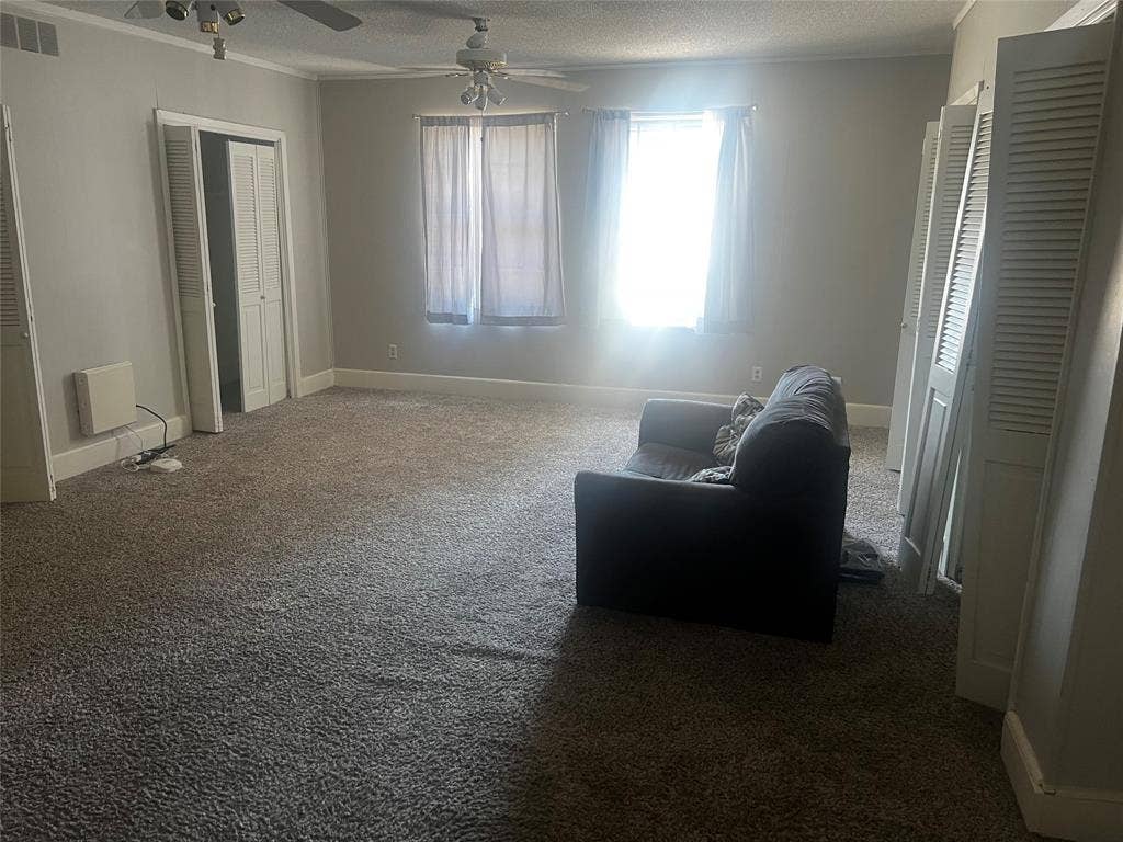 3113 Commonwealth Street, Irving, TX 75062