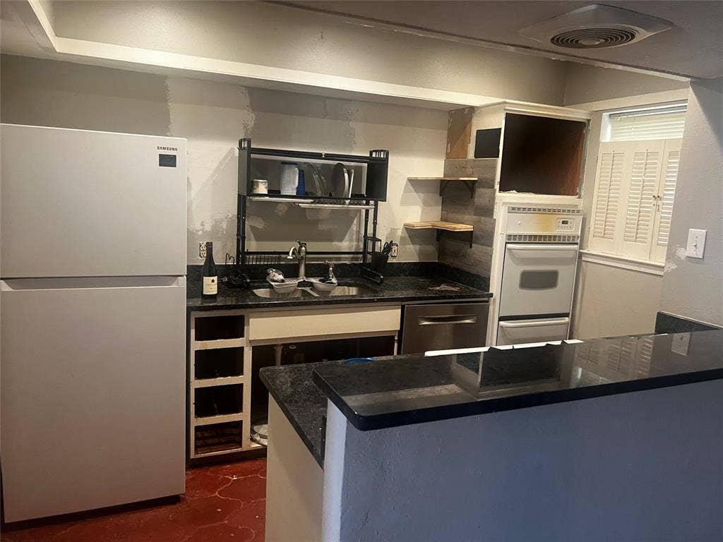 3113 Commonwealth Street, Irving, TX 75062