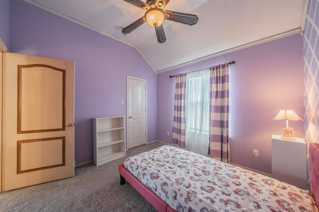 812 Chaparral Drive, Grand Prairie, TX 75052 Bedroom
