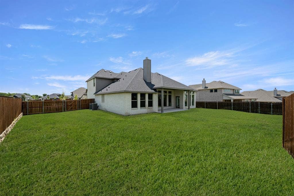 5217 Rowlan Row, Midlothian, TX 76065 5217 Rowlan- Back-1