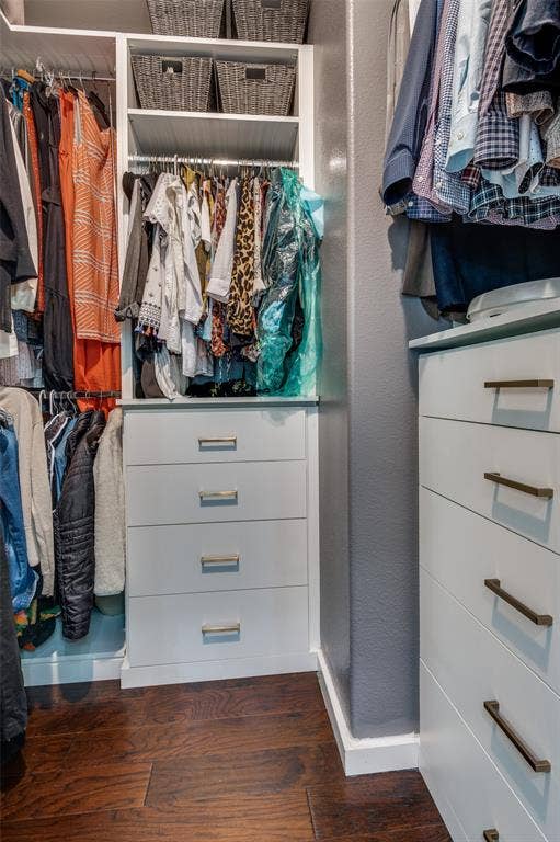 330 Las Colinas Boulevard E, #1016, Irving, TX 75039 Custom designed closet system in primary walk-in closet