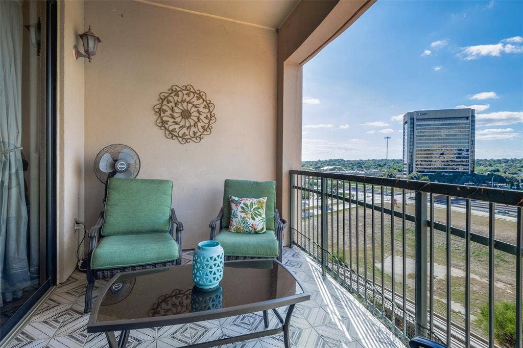 330 Las Colinas Boulevard E, #1016, Irving, TX 75039 Beautiful sunsets from you private balcony