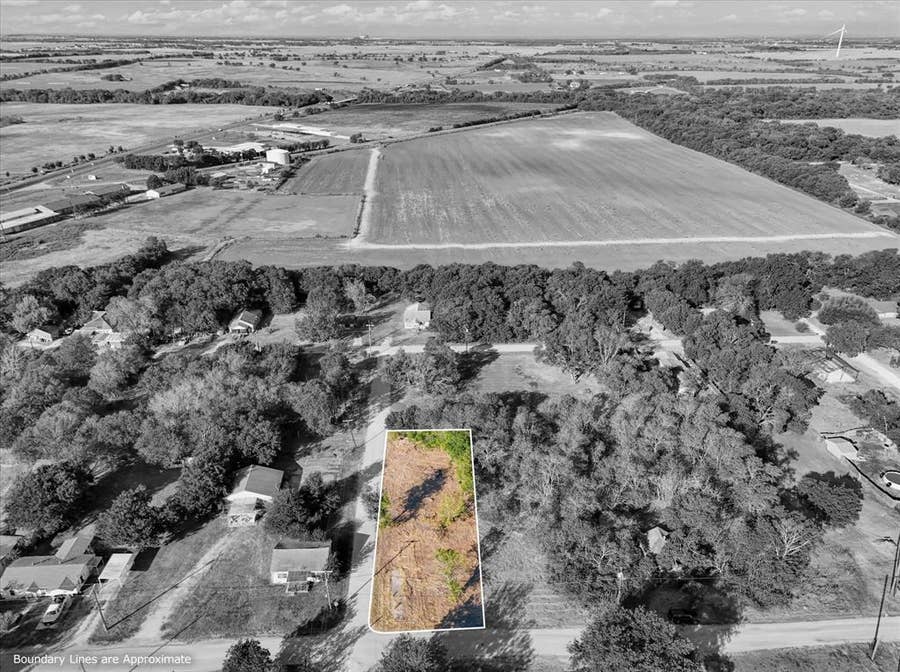 Property photo for 301 N Waco Street, Mart, TX