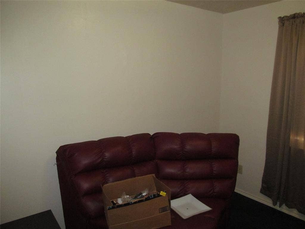 740 Emberwood Drive, Dallas, TX 75232 BEDROOM #3 WITH CLOSET