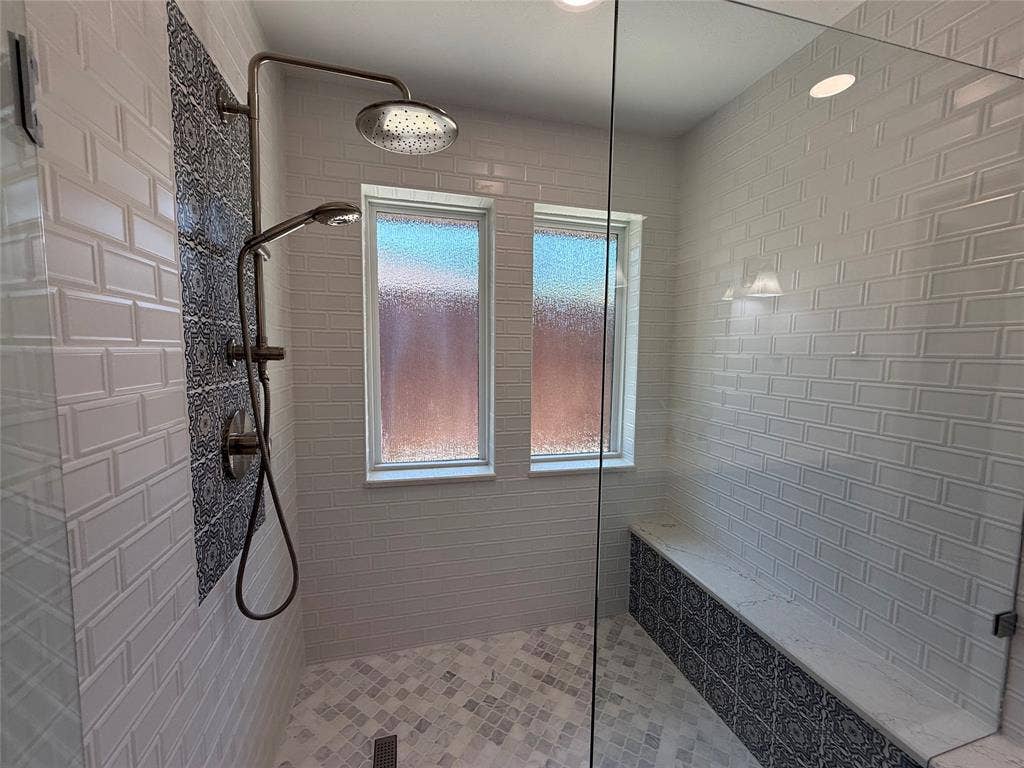 3205 Cross Bend Road, Plano, TX 75023 3205 Cross Bend Road, Plano, TX 75023
