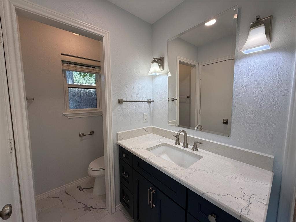 3205 Cross Bend Road, Plano, TX 75023 3205 Cross Bend Road, Plano, TX 75023