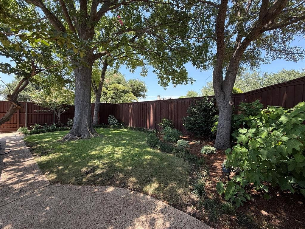 3205 Cross Bend Road, Plano, TX 75023 3205 Cross Bend Road, Plano, TX 75023
