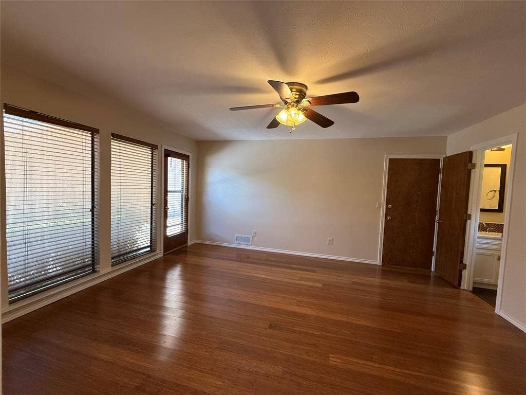 3205 Cross Bend Road, Plano, TX 75023 3205 Cross Bend Road, Plano, TX 75023
