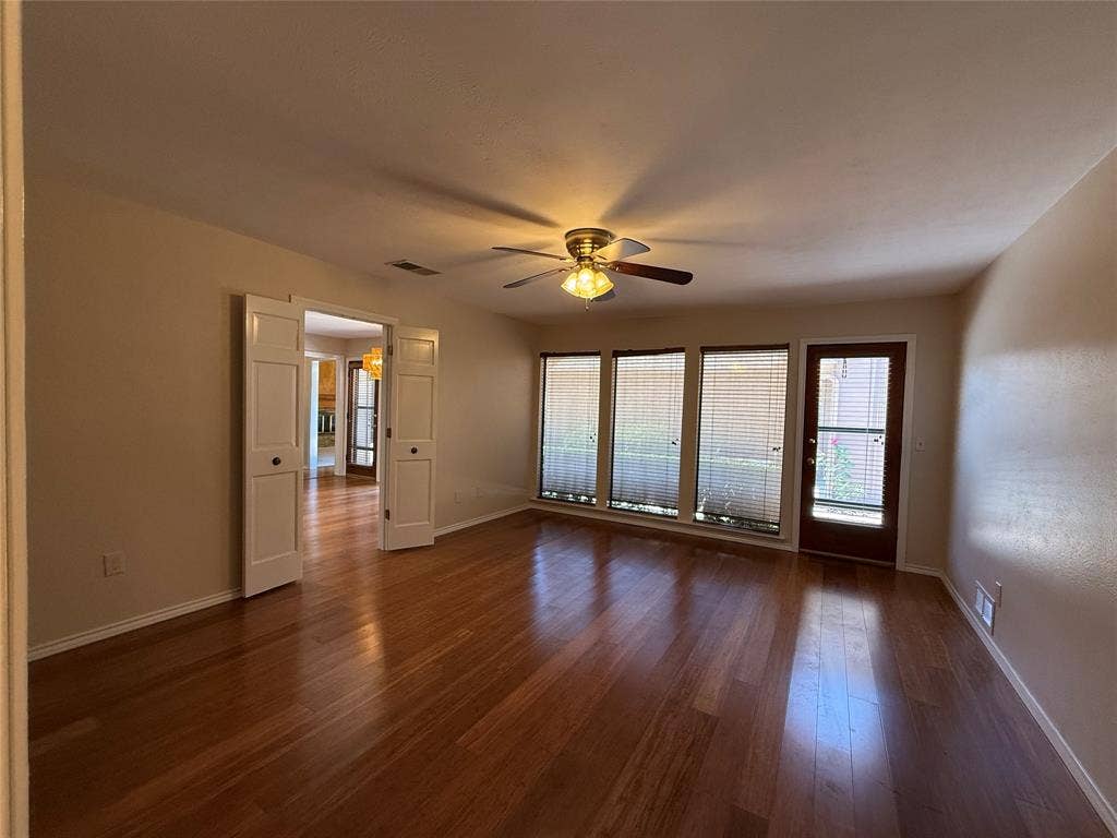 3205 Cross Bend Road, Plano, TX 75023 3205 Cross Bend Road, Plano, TX 75023
