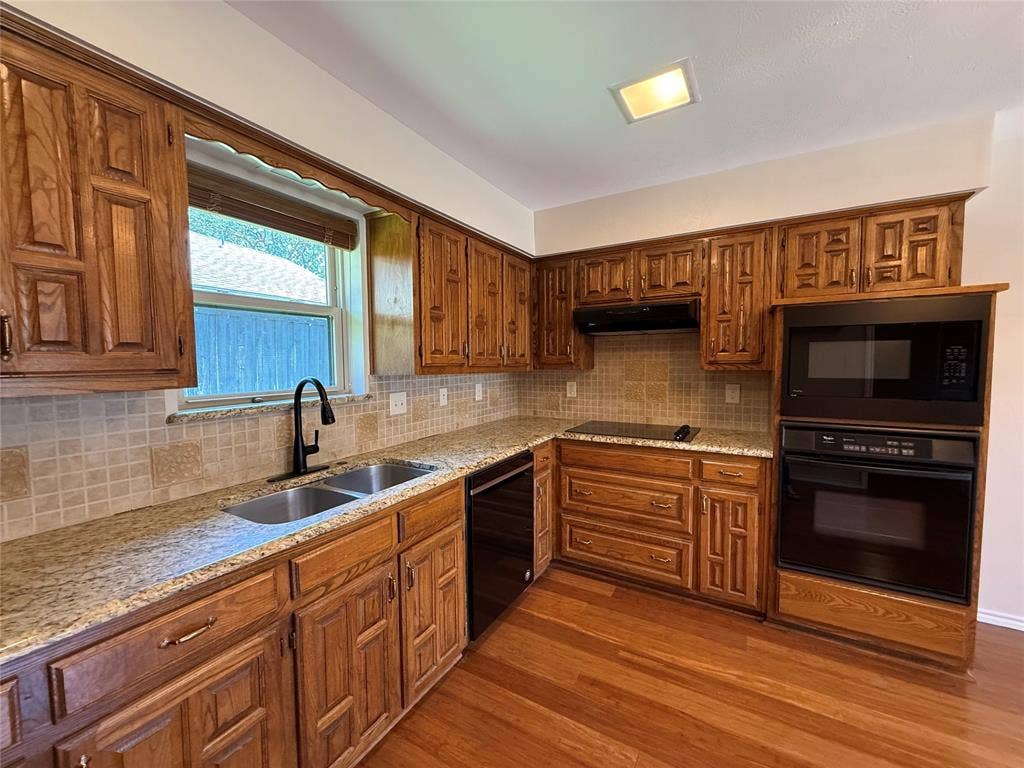 3205 Cross Bend Road, Plano, TX 75023 3205 Cross Bend Road, Plano, TX 75023