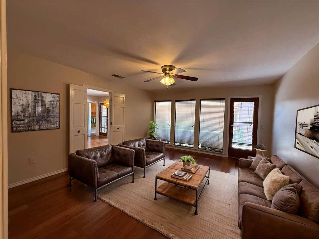 3205 Cross Bend Road, Plano, TX 75023 VIRTUAL STAGED