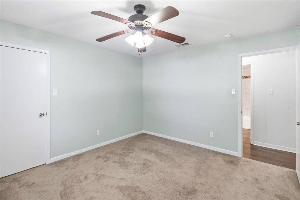 2903 Melmar Park Street, Commerce, TX 75428