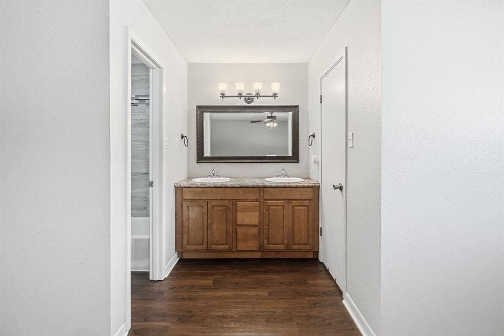2903 Melmar Park Street, Commerce, TX 75428