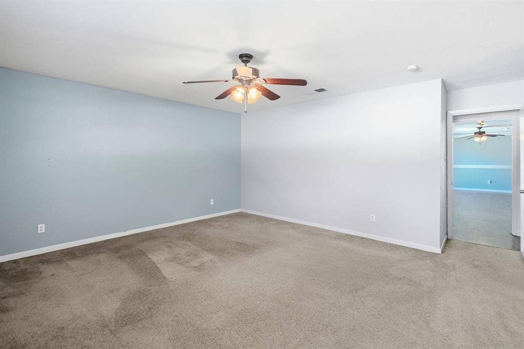 2903 Melmar Park Street, Commerce, TX 75428