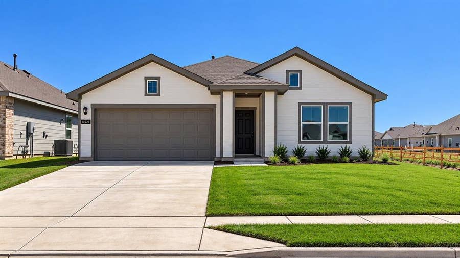 Property photo for 10225 CHERRYTREE Lane, Fort Worth, TX
