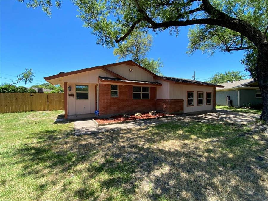 Property photo for 2813 Arcady Drive, Garland, TX