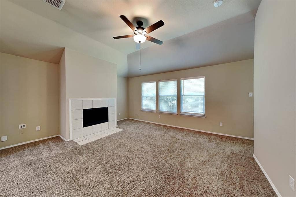 5561 Spring Ridge Drive, Watauga, TX 76137 5561 Spring Ridge Drive, Watauga, TX 76137