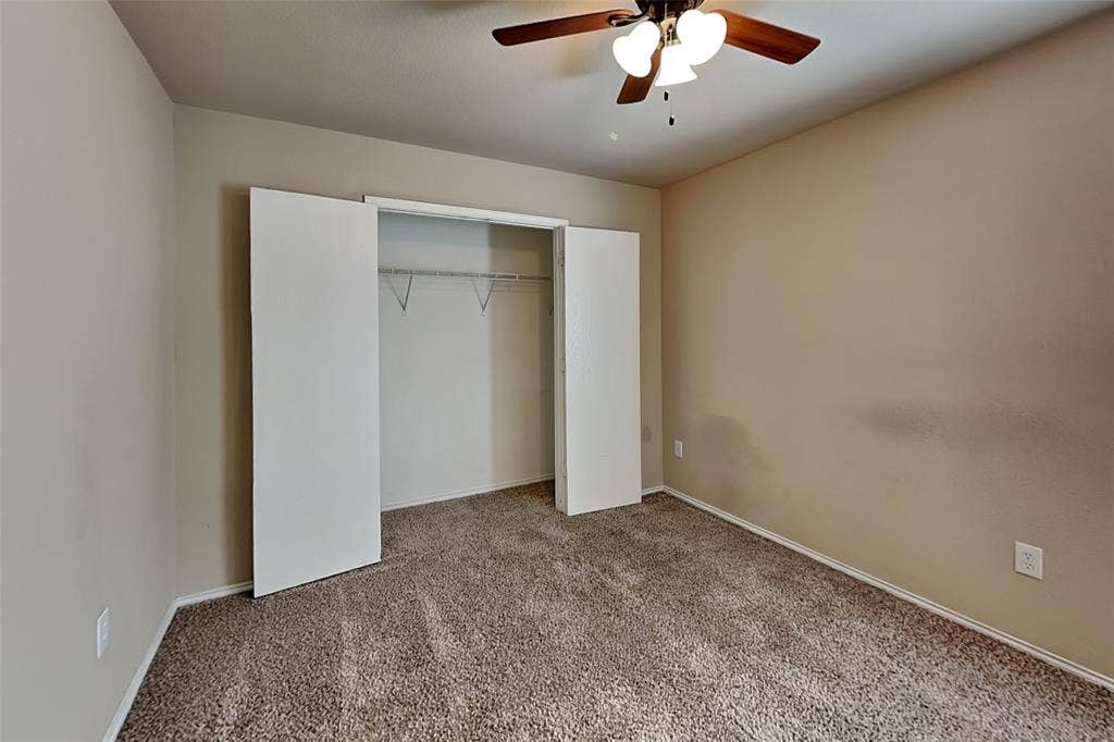 5561 Spring Ridge Drive, Watauga, TX 76137 5561 Spring Ridge Drive, Watauga, TX 76137