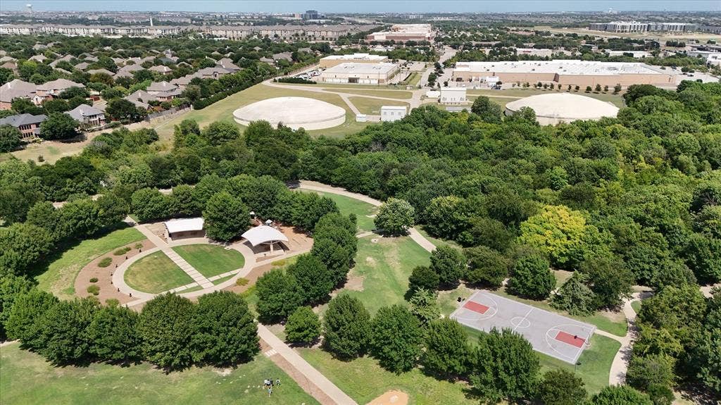 14505 Farmcote Drive, Frisco, TX 75035 14505 Farmcote Drive, Frisco, TX 75035