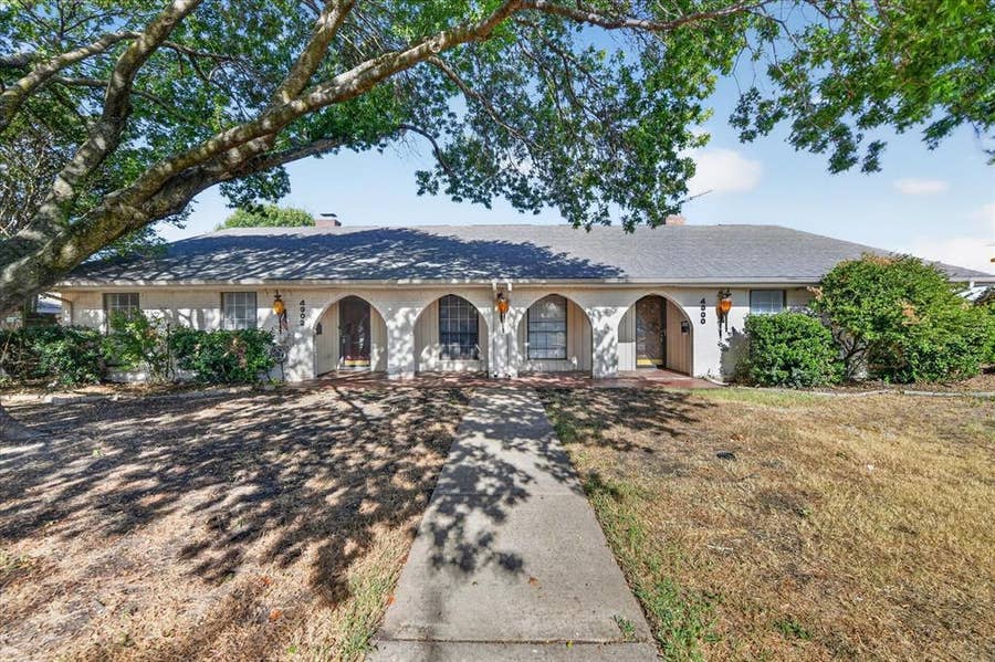Property photo for 4900 Inverness Avenue, Fort Worth, TX