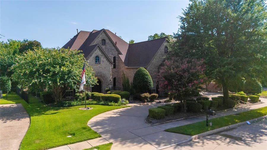 Property photo for 5021 Rangewood Drive, Flower Mound, TX