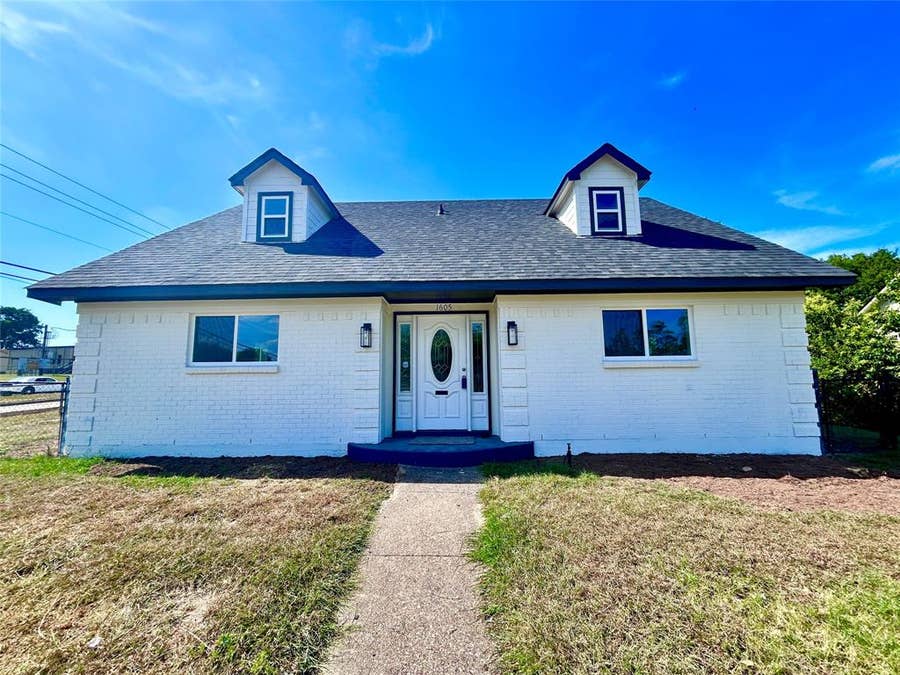 Property photo for 1605 Indian Summer Trail, Dallas, TX