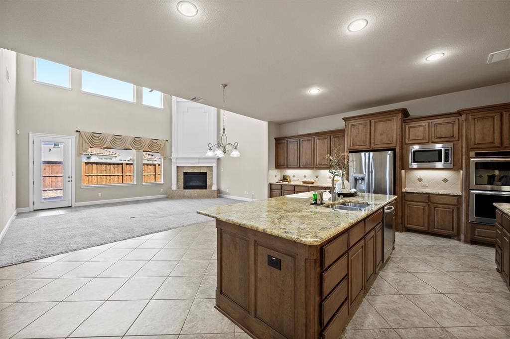 2524 Hayloft Way, Plano, TX 75075 2524 Hayloft Way, Plano, TX 75075