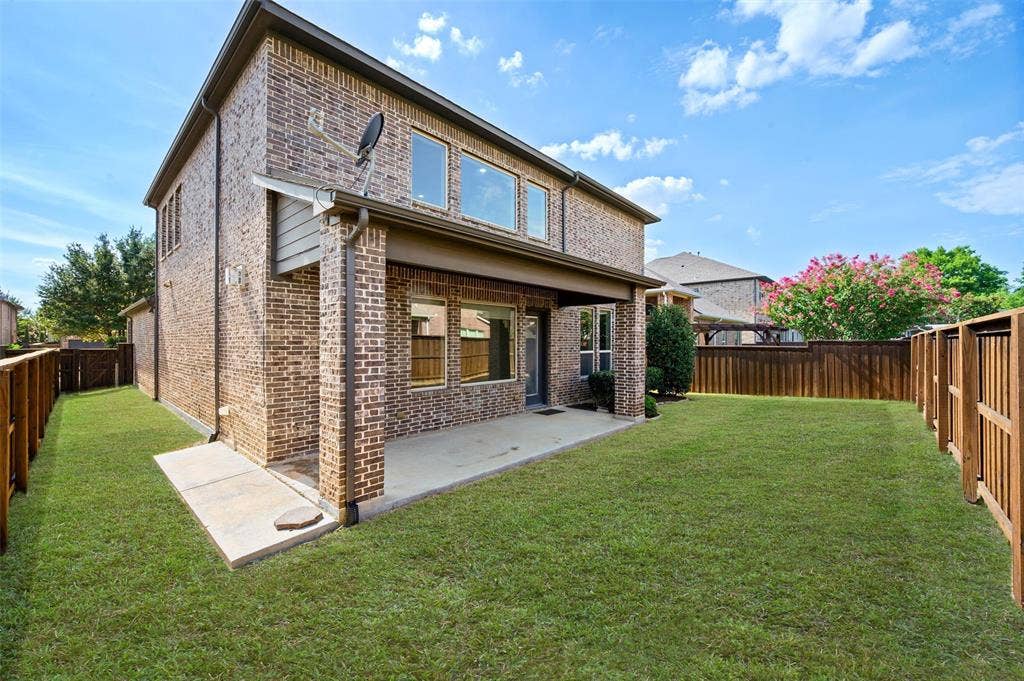 2524 Hayloft Way, Plano, TX 75075 2524 Hayloft Way, Plano, TX 75075
