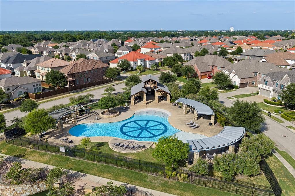 2524 Hayloft Way, Plano, TX 75075 2524 Hayloft Way, Plano, TX 75075