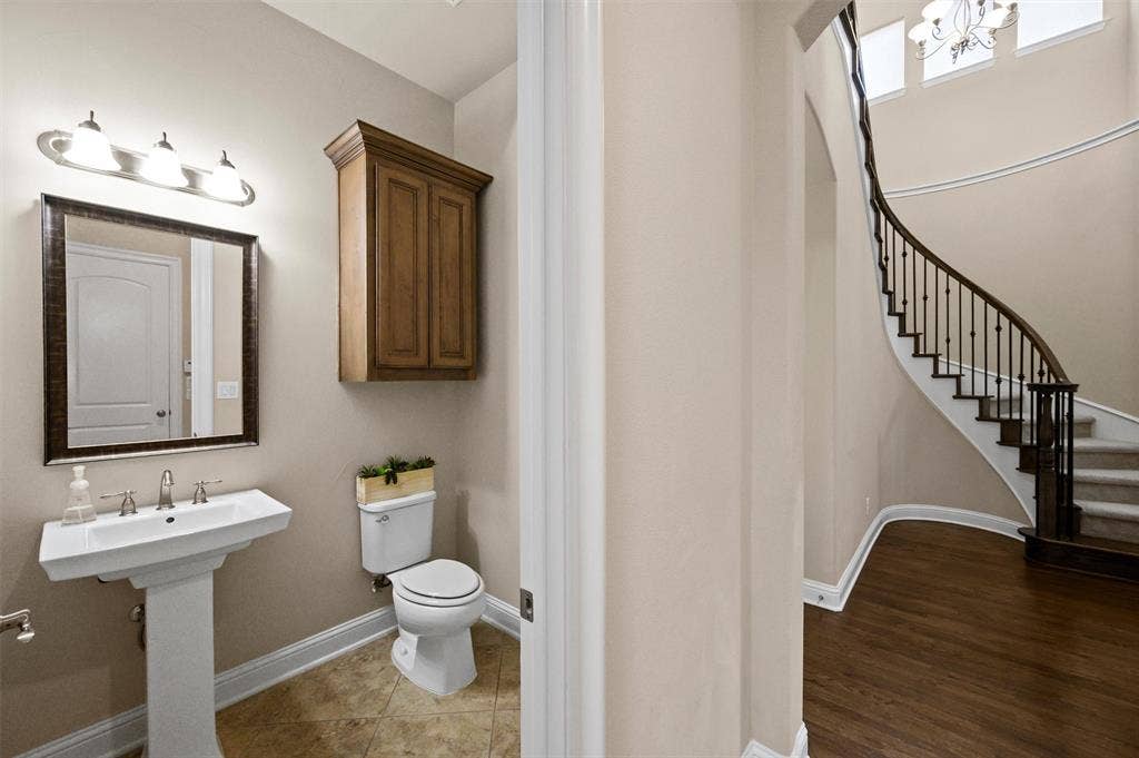 2524 Hayloft Way, Plano, TX 75075 2524 Hayloft Way, Plano, TX 75075