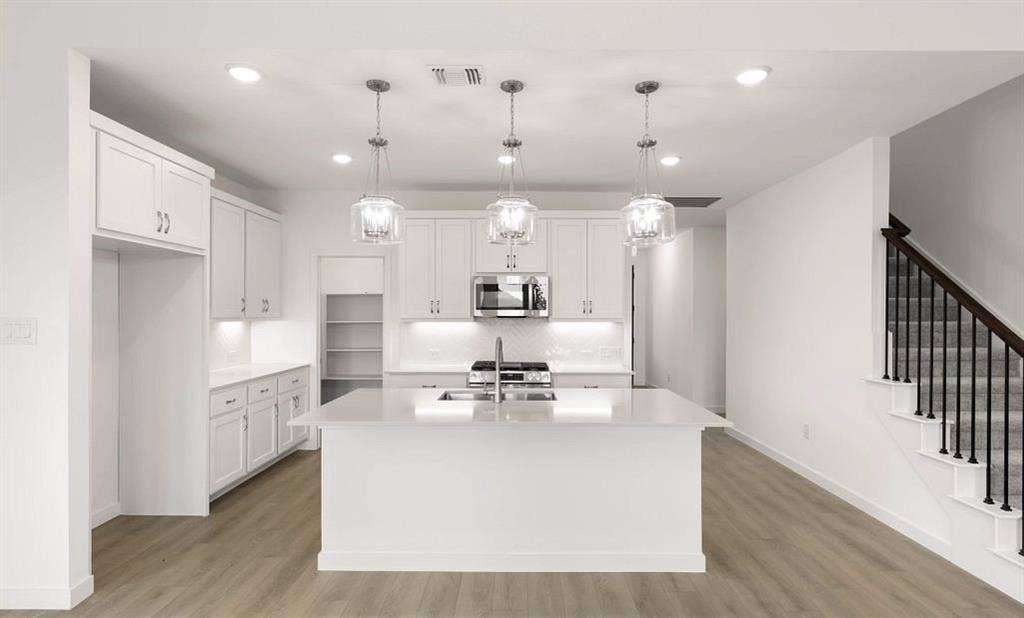 2206 Franklin Street, Princeton, TX 75407 Kitchen Representative Photo featuring the Timeless Collection