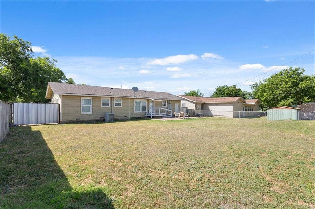 4617 Colonial Avenue, Waco, TX 76710 4617 Colonial Avenue, Waco, TX 76710